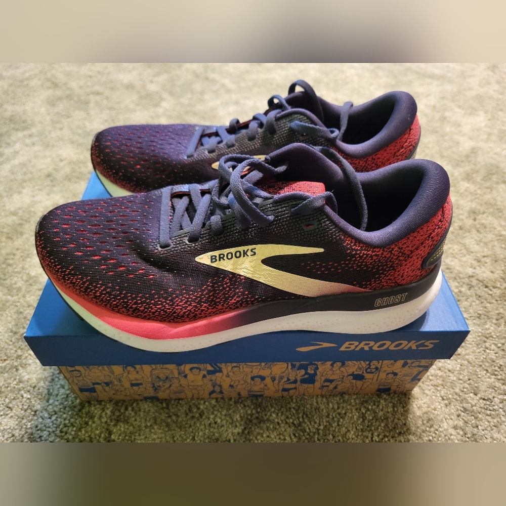 Womens Brooks Ghost 16 Size 7.5